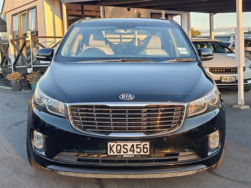 2017 Kia Carnival EX, photo 2