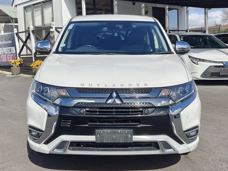 2018 Mitsubishi Outlander G 5 Seater, photo 2