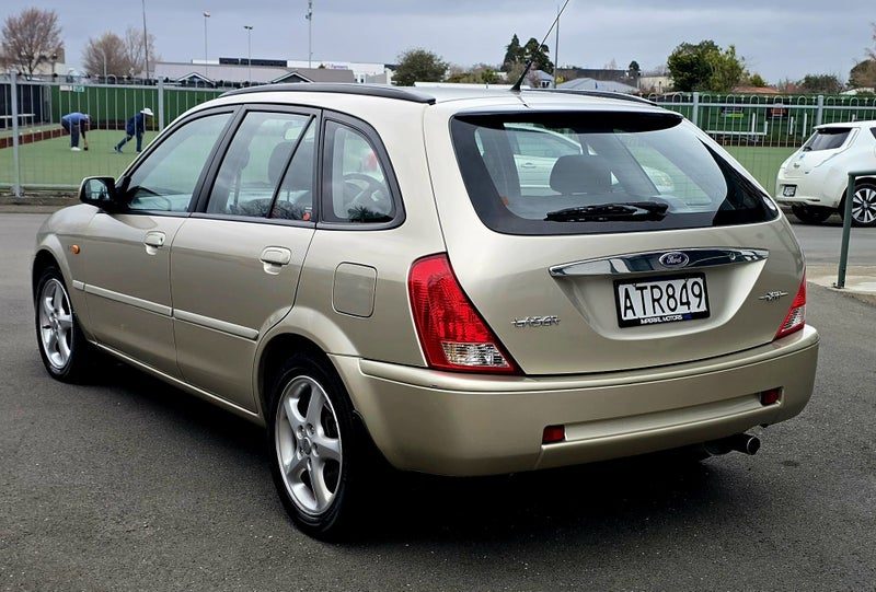 2002 Ford Laser Xri, photo 3