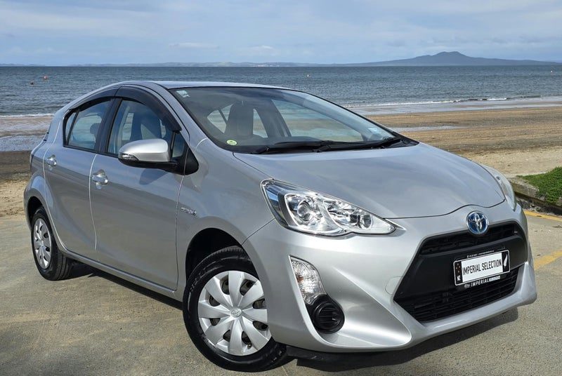 2017 Toyota Aqua Facelift Hybrid