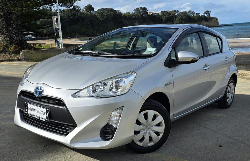 2017 Toyota Aqua Facelift Hybrid, photo 3