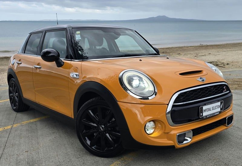 2014 MINI Cooper JCW