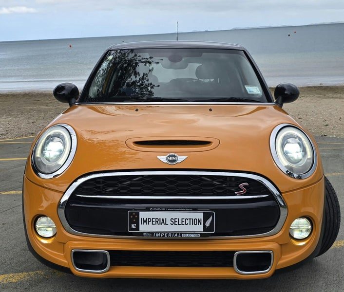 2014 MINI Cooper JCW, photo 2
