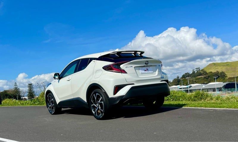 2018 Toyota C-HR G HYBRID SAFETY SENSE, photo 2
