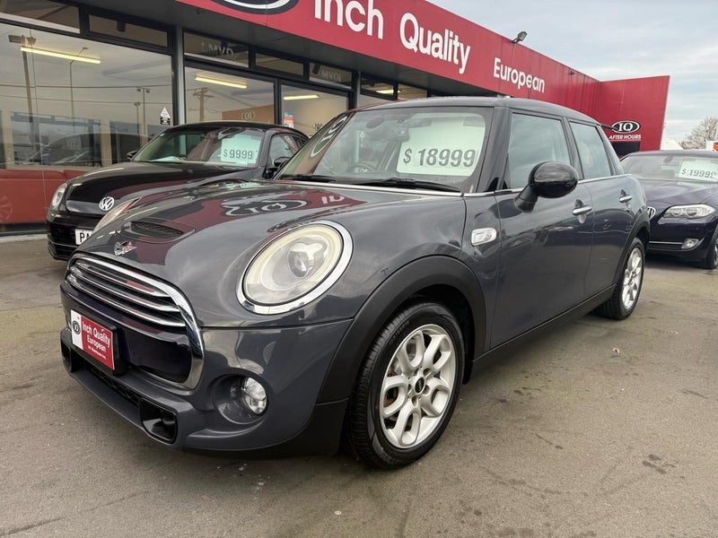 2016 MINI Cooper S, photo 2