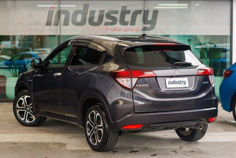 2015 Honda Vezel Hybrid Z, photo 2