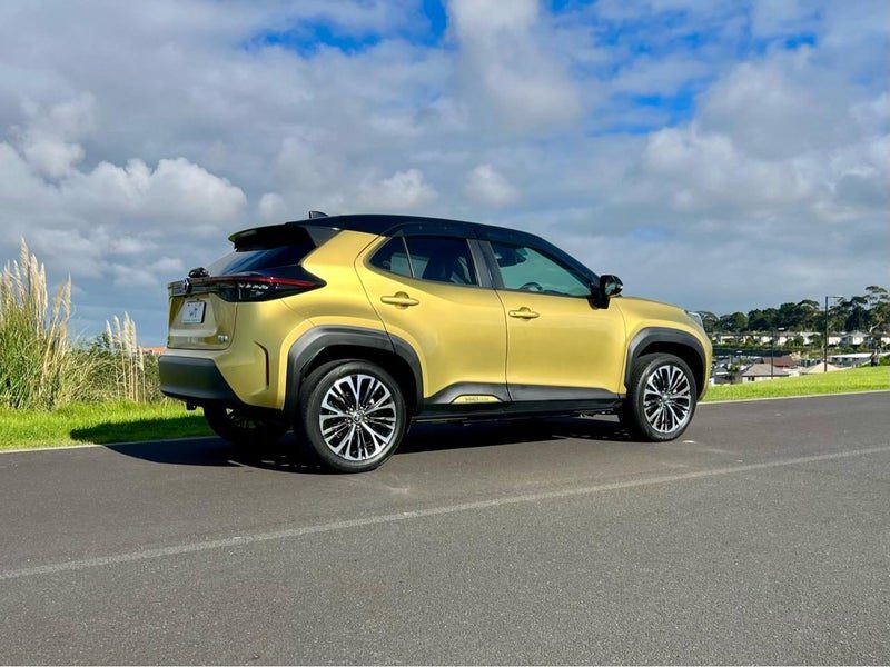 2021 Toyota Yaris Cross HYBRID Z, photo 2