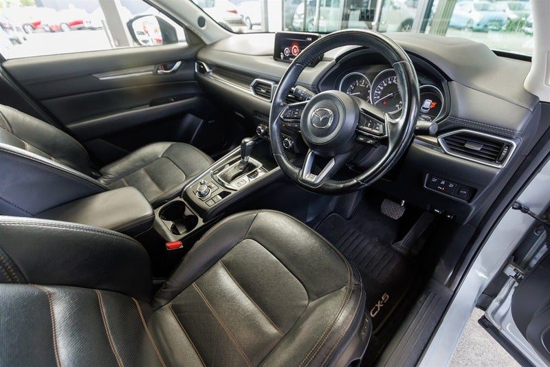 2017 Mazda CX-5 Ltd 2.5P 4WD NZ New, photo 3