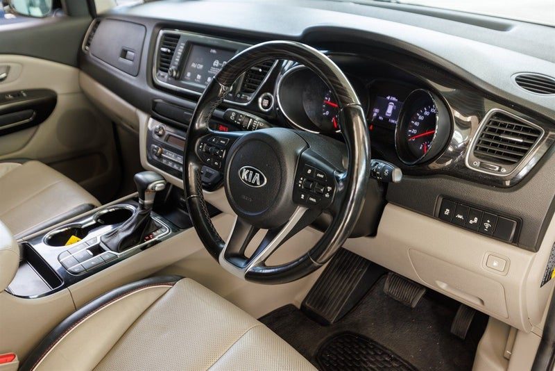 2019 Kia Carnival Ltd 2.2D 8S NZ New, photo 3