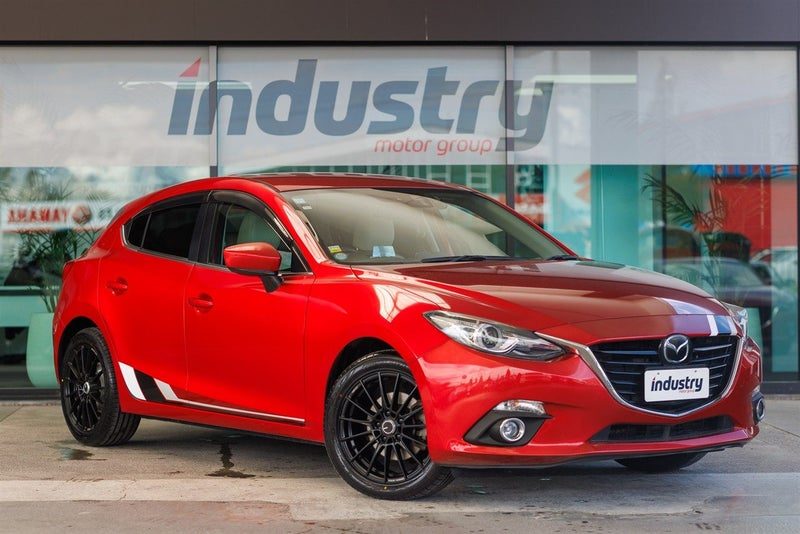 2015 Mazda Axela Touring L-Pack Manual