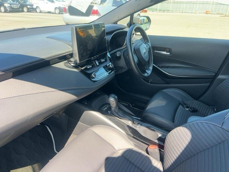 2023 Toyota Corolla Touring WXB Hybrid Wagon, photo 3