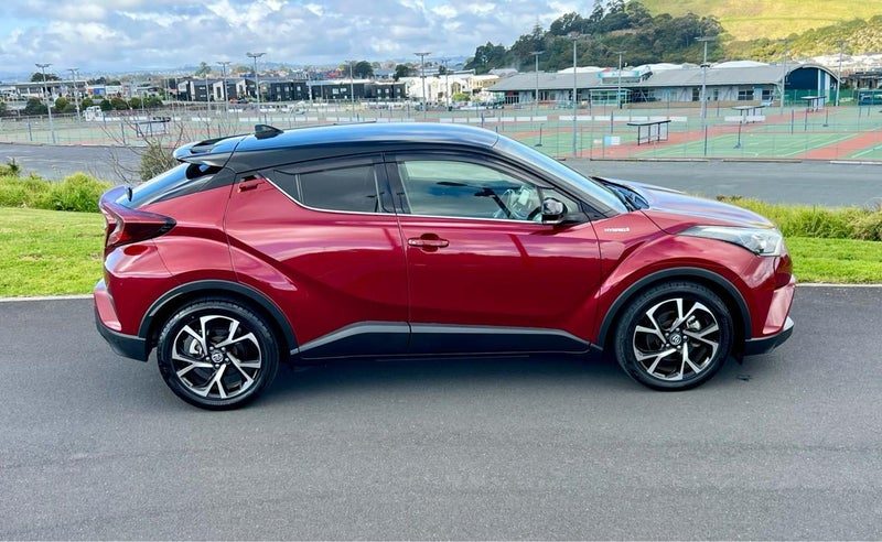 2018 Toyota C-HR G Hybrid LED Edition, photo 2