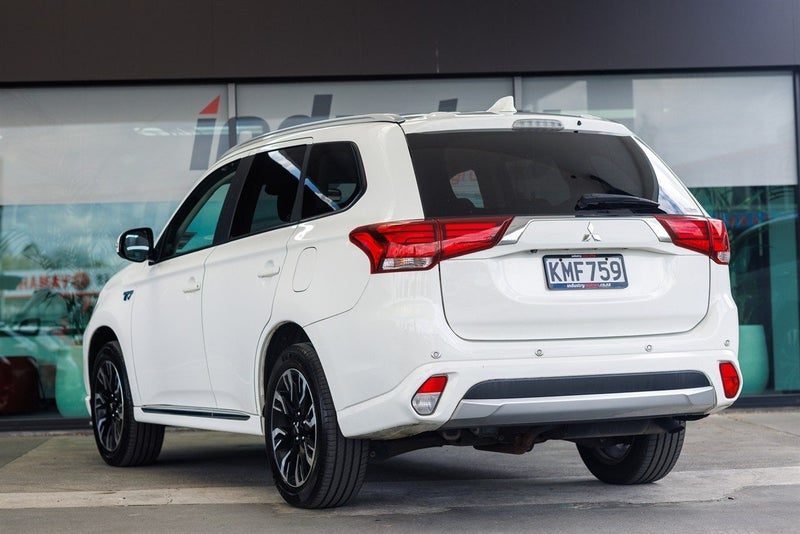 2017 Mitsubishi Outlander XLS PHEV 4WD NZ New, photo 2