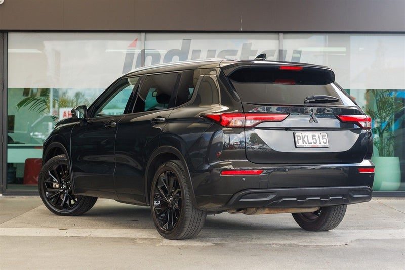 2022 Mitsubishi Outlander VRX 4WD 7Seat NZ New, photo 2