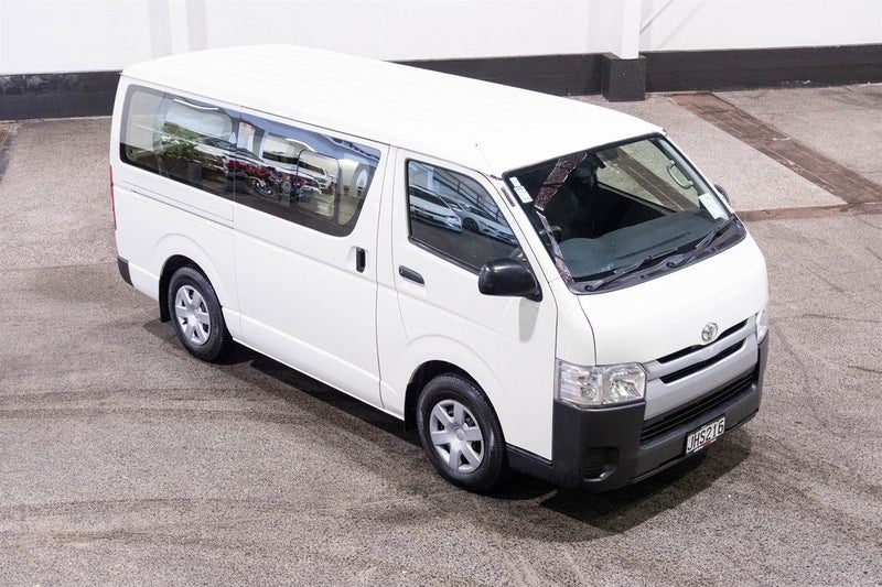 2015 Toyota Hiace ZL 3.0D 5MT NZ New, photo 2