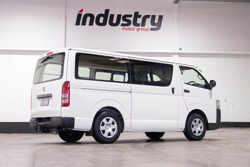 2015 Toyota Hiace ZL 3.0D 5MT NZ New, photo 3