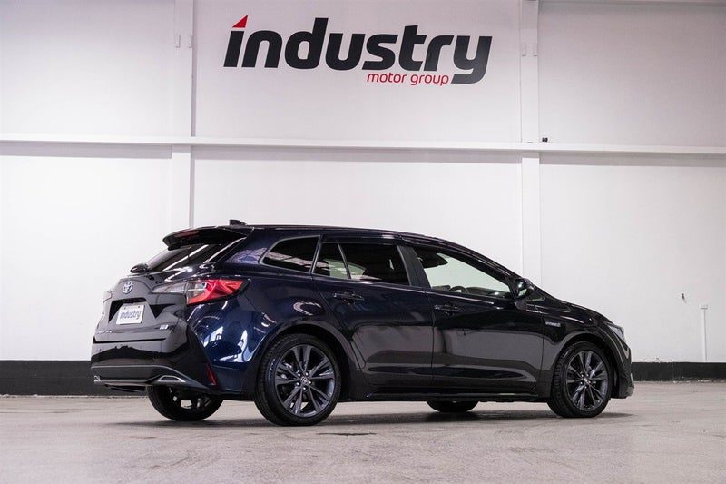 2019 Toyota Corolla Hybrid Touring WXB, photo 3