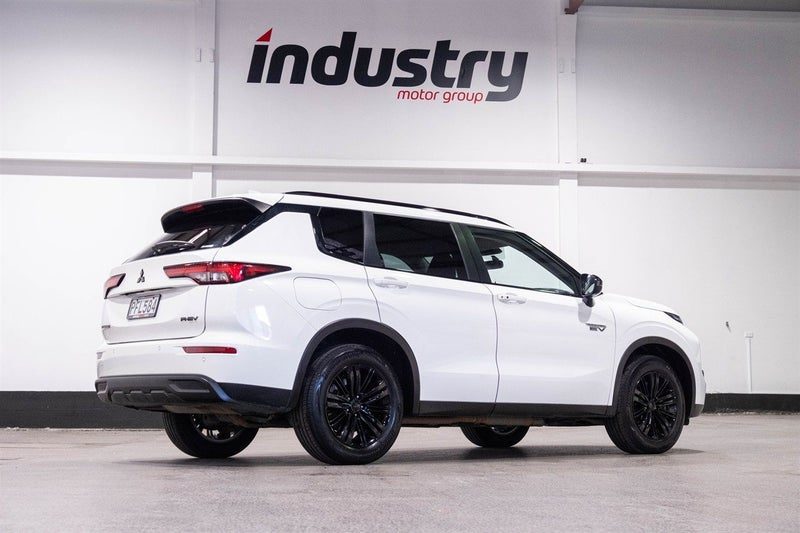 2022 Mitsubishi Outlander LS PHEV 4WD NZ New, photo 3