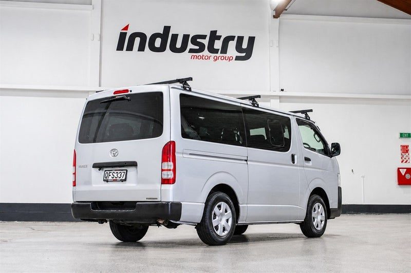 2018 Toyota Hiace DX 5-Door 6-Seat, photo 3