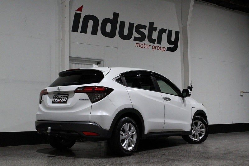 2018 Honda Vezel Hybrid X Sensing, photo 2