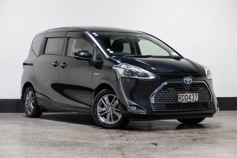 2019 Toyota Sienta Hybrid Funbase G