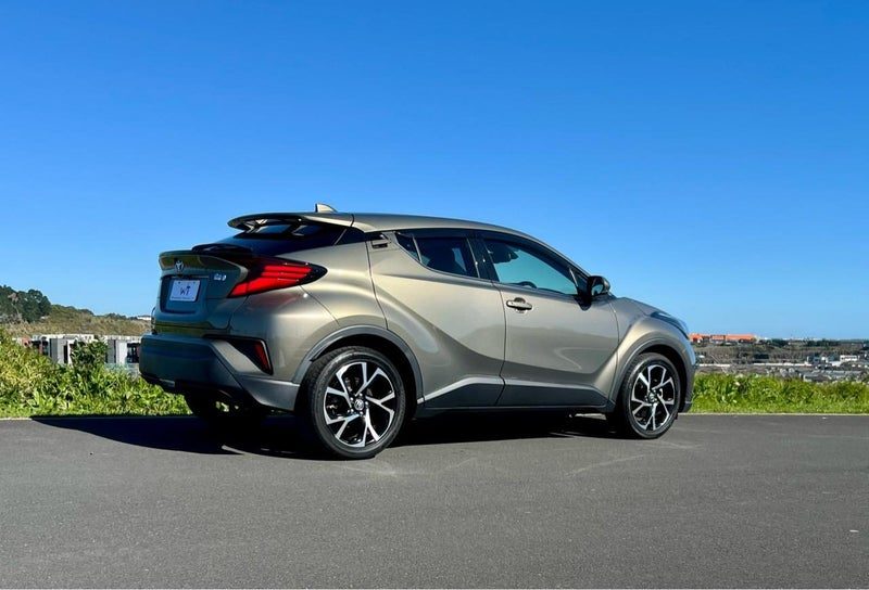 2021 Toyota C-HR G HYBRID SAFETY SENSE, photo 2