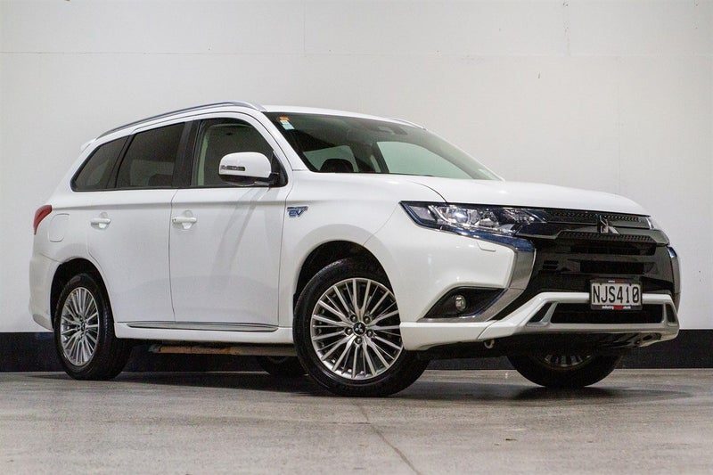 2021 Mitsubishi Outlander XLS PHEV 2.4 4WD NZ, main photo