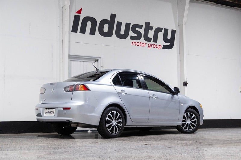 2013 Mitsubishi Galant Fortis Exceed Low Km, photo 2