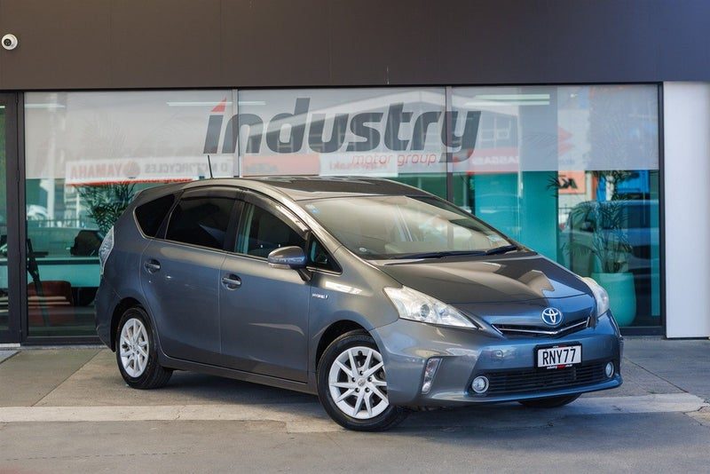 2013 Toyota Prius Alpha Hybrid 7 Seats