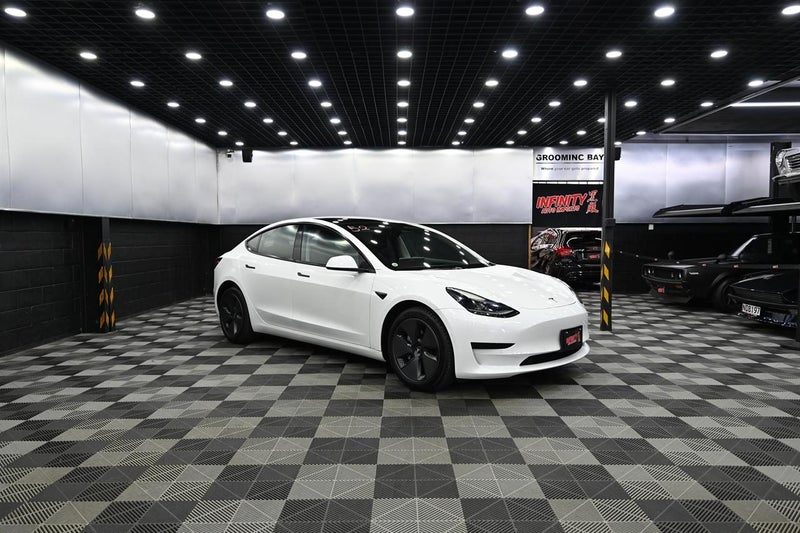 2022 Tesla Model 3 AMD processor
