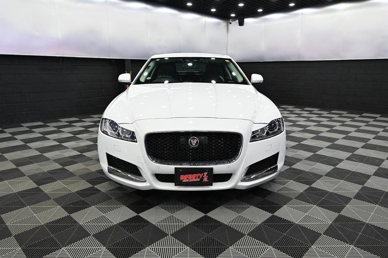 2017 Jaguar XF 20d Package, photo 2
