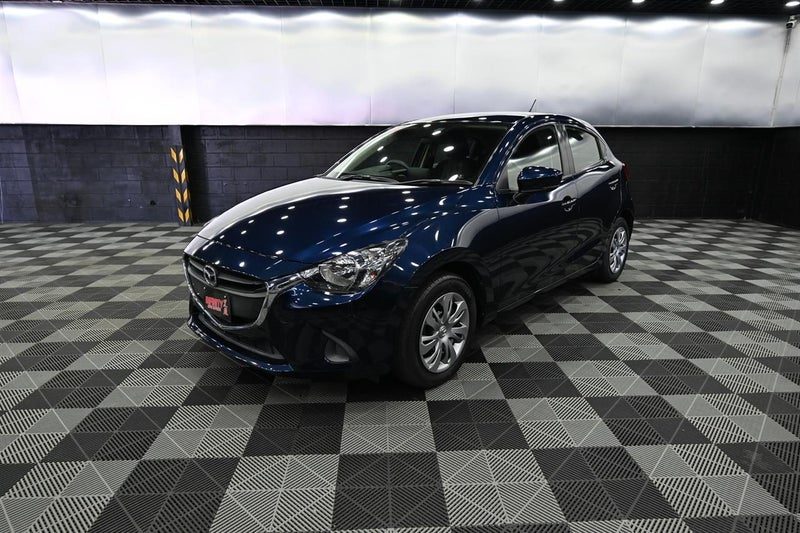 2017 Mazda Demio 1.3L Skyactiv*Gas Saver, photo 3