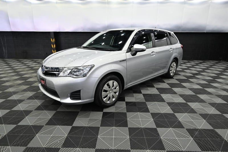 2013 Toyota Fielder Hybrid*Gas Saver, photo 2