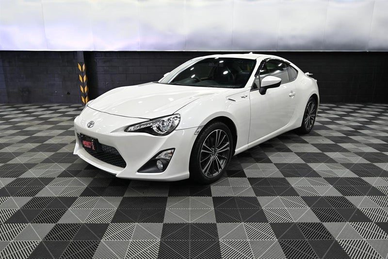 2013 Toyota 86 GT 86*HKS Muffler, photo 3
