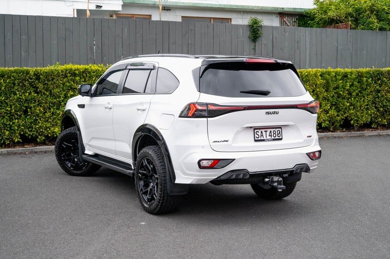 2026 Isuzu MU-X XT 4WD Auto, photo 3