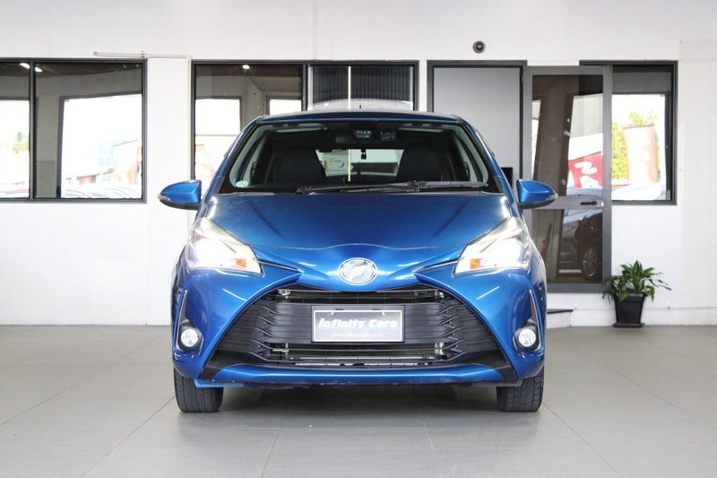 2017 Toyota Vitz HYBRID PUSH START LOW 65KM!, photo 2