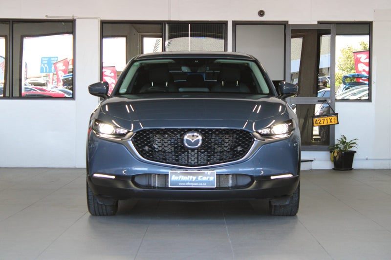 2023 Mazda CX-30 HYBRID 4WD SUPER LOW 29KM SALE!, photo 2