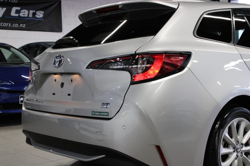 2021 Toyota Corolla Touring, photo 3