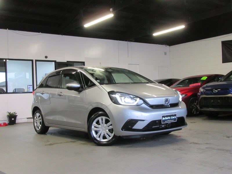 2021 Honda Fit JAZZ HYBRID SUPER LOW 42KM SALE!