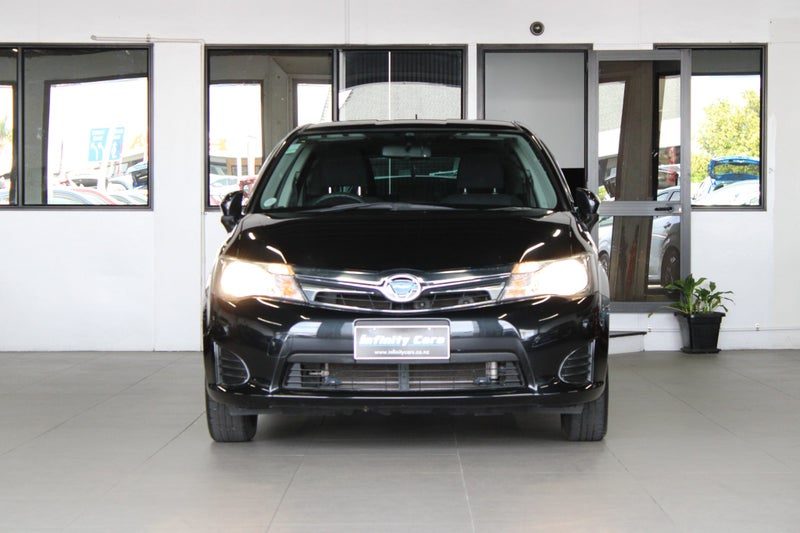 2014 Toyota Corolla Fielder, photo 2