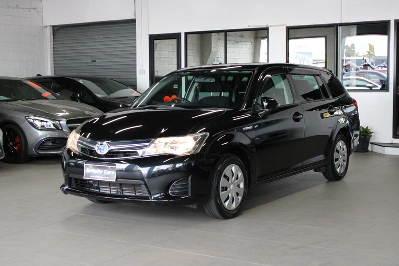 2014 Toyota Corolla Fielder, photo 3
