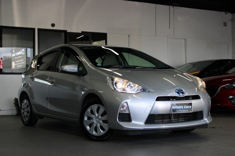 2013 Toyota Aqua PUSH START SUPER LOW 59KM SALE!