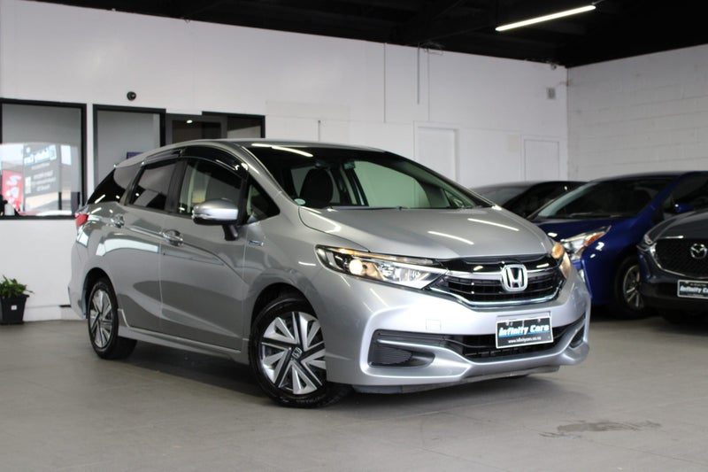 2019 Honda Fit SHUTTLE HYBRID LOW 59KM SALE!