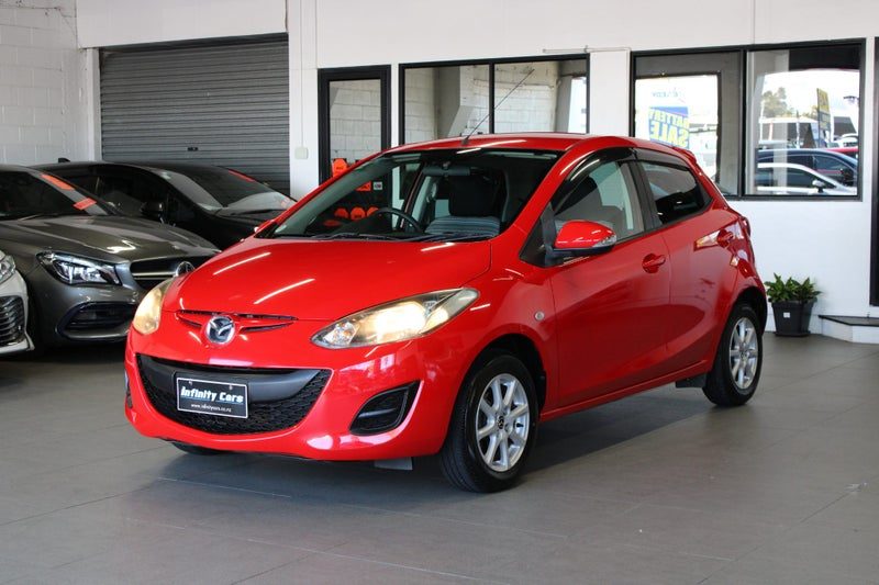 2014 Mazda Demio SKYACTIVE LOW 37KM SALE!!!, photo 3