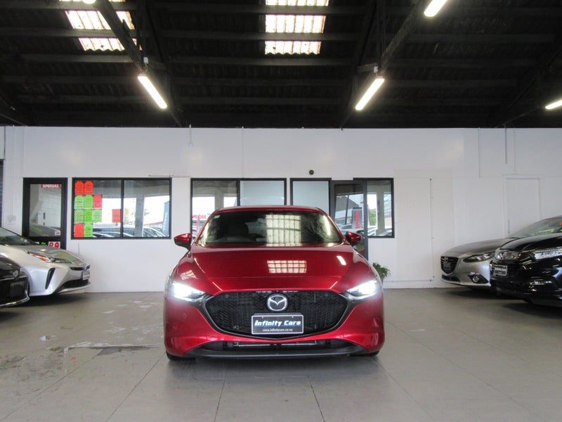 2021 Mazda 3 20S SUPER LOW 47KM SALE!, photo 2