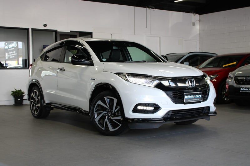 2018 Honda Vezel RS HONDA SENSING LOW 65KM SALE!