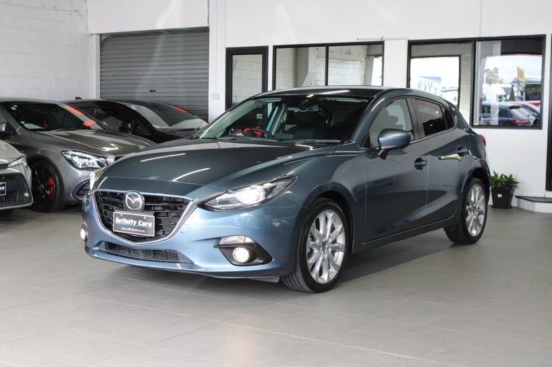 2014 Mazda Axela 20S SUPER LOW 62KM SALE!!!, photo 3