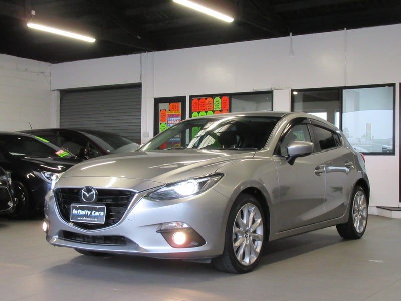 2014 Mazda Axela 20S SUPER LOW 82KM SALE!!!, photo 3