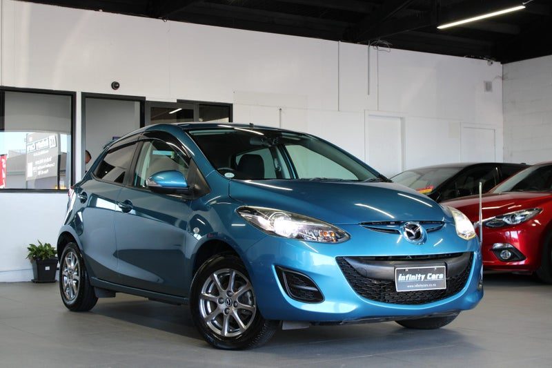 2013 Mazda Demio SKYACTIVE LOW 32KM SALE!!!