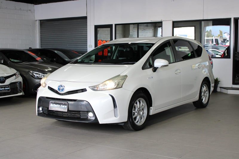 2015 Toyota Prius ALPHA 7 SEATER LOW 99KM SALE!!!, photo 3